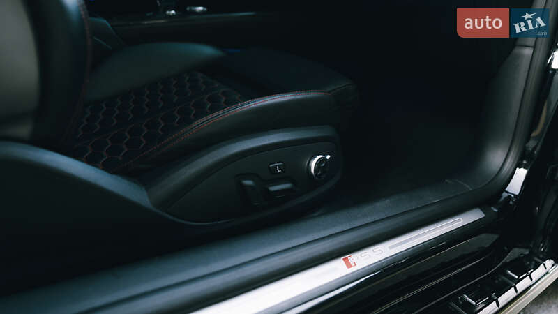 Купе Audi RS5 2018 в Киеве фото 27 Купе Audi RS5 2018 в Киеве