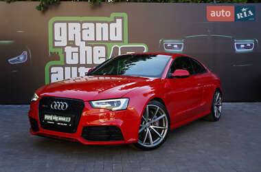 Купе Audi RS5 2011 в 