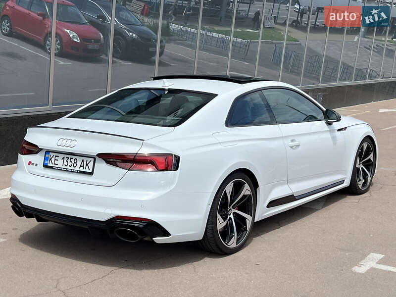 Купе Audi RS5 2019 в Киеве