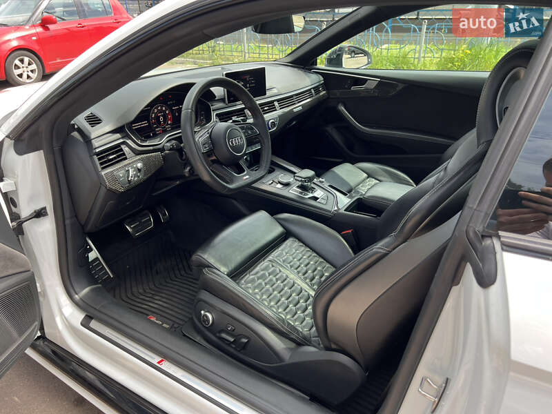 Купе Audi RS5 2019 в Киеве