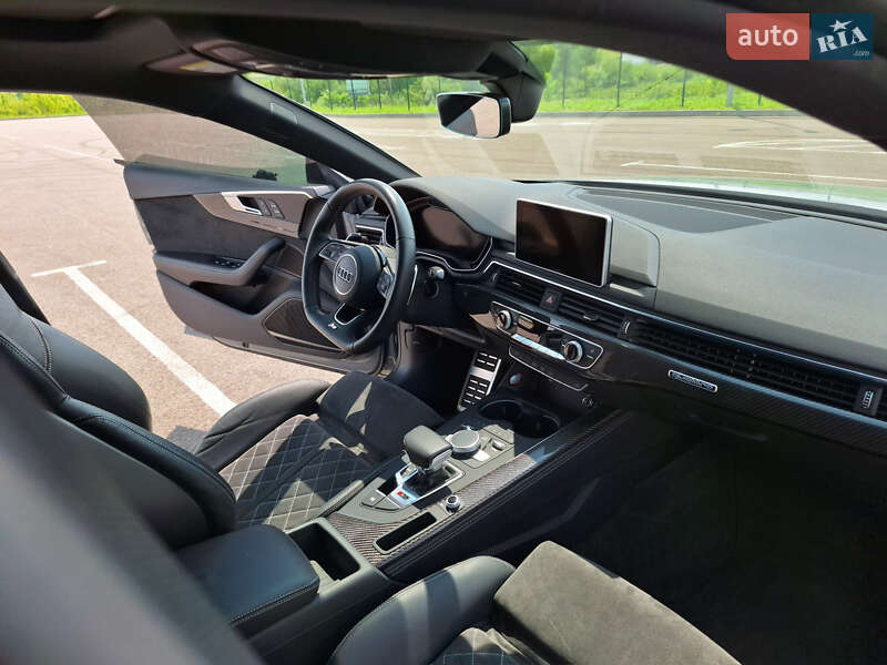 Купе Audi RS5 2019 в Ровно