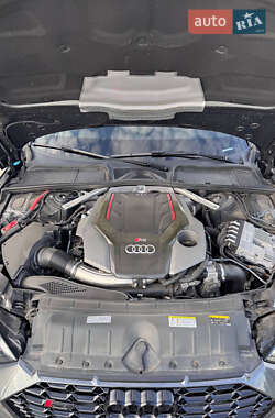 Купе Audi RS5 2021 в 