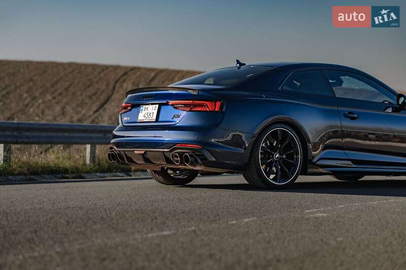 Купе Audi RS5 2019 в Ровно