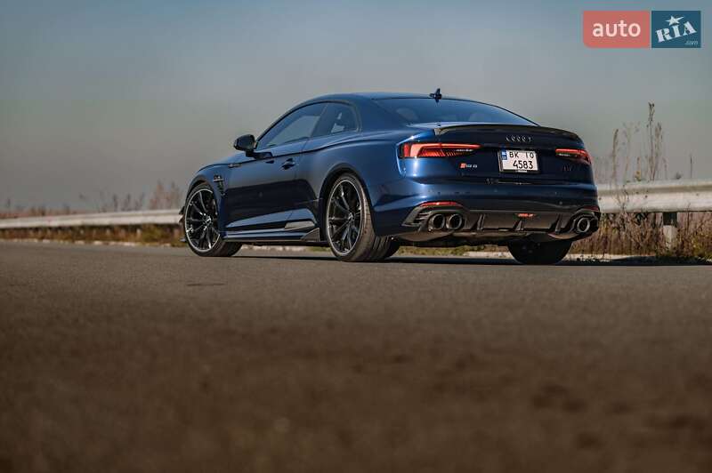Купе Audi RS5 2019 в Ровно