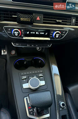 Купе Audi RS5 2019 в 