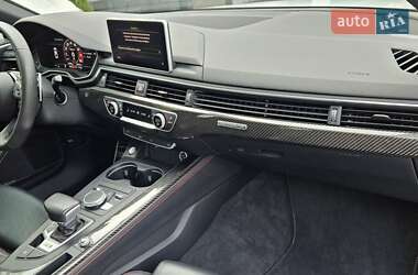Купе Audi RS5 2019 в 