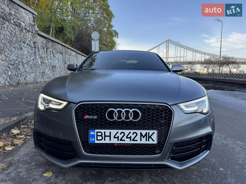 Купе Audi RS5 2015 в Києві