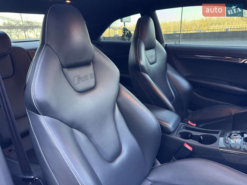 Купе Audi RS5 2015 в Києві