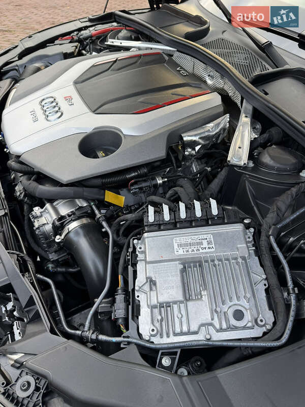 Купе Audi RS5 2023 в Киеве