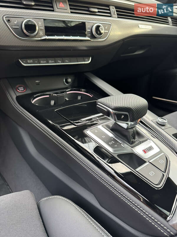 Купе Audi RS5 2023 в Киеве