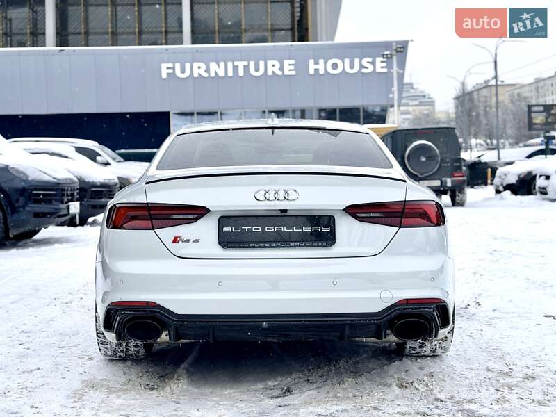 Купе Audi RS5 2018 в Киеве