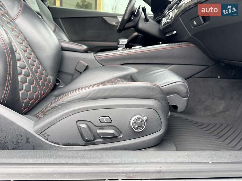 Купе Audi RS5 2018 в Киеве