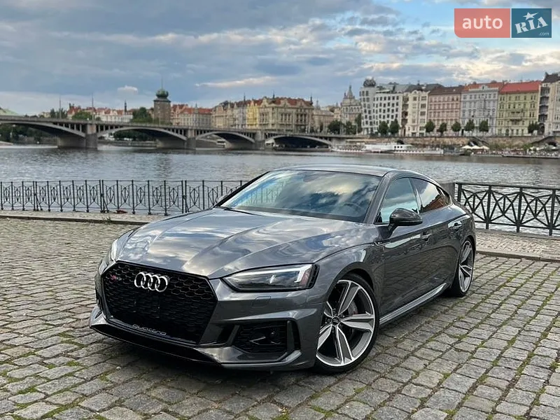 Audi RS5