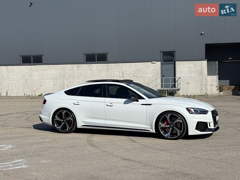 Купе Audi RS5 2019 в Киеве