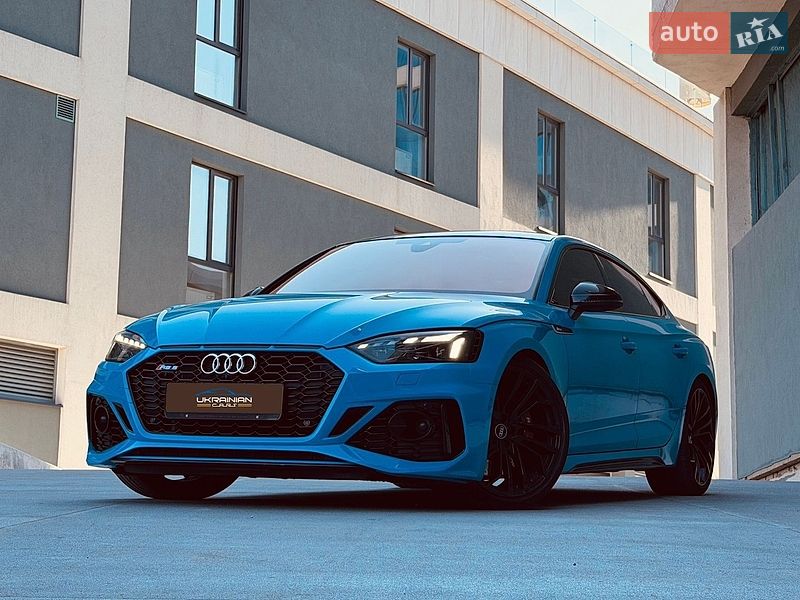 Audi RS5 2021