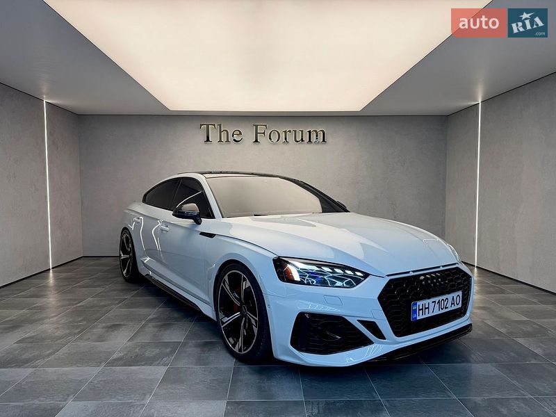 Audi RS5 2021