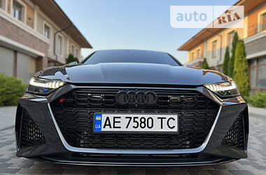 Універсал Audi RS6 2021 в 