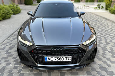 Універсал Audi RS6 2021 в 