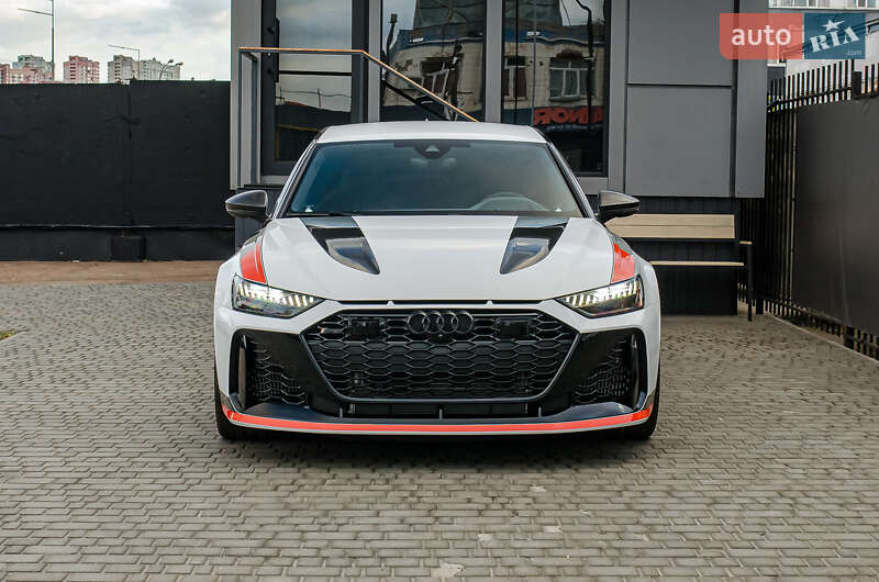 Универсал Audi RS6 2024 в Киеве