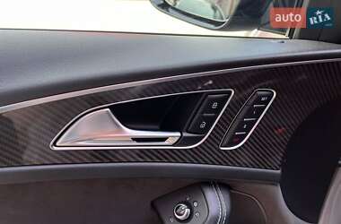 Універсал Audi RS6 2016 в 