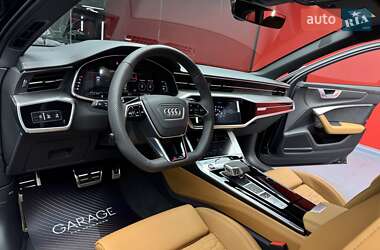 Универсал Audi RS6 2025 в 