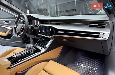 Универсал Audi RS6 2025 в 
