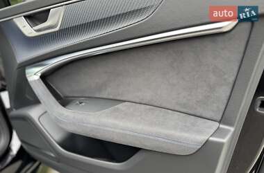 Універсал Audi RS6 2025 в 