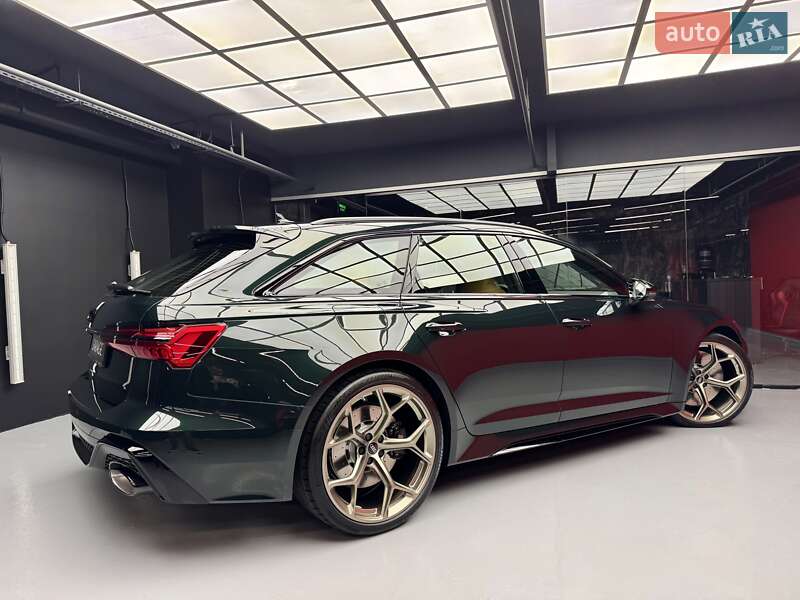 Универсал Audi RS6 2025 в Киеве