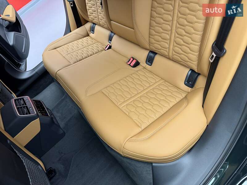 Универсал Audi RS6 2025 в Киеве