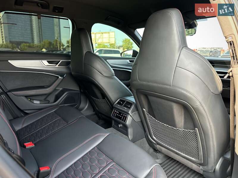 Универсал Audi RS6 2024 в Киеве