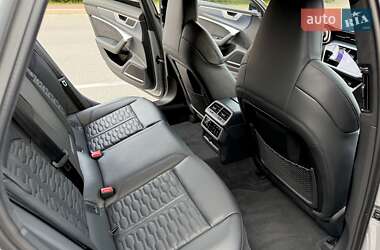 Універсал Audi RS6 2024 в 