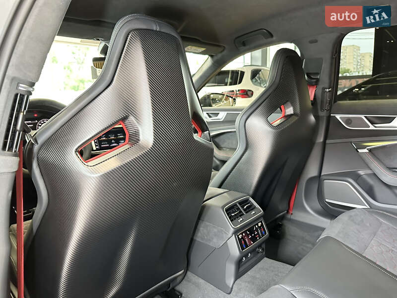 Универсал Audi RS6 2024 в Киеве