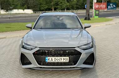Универсал Audi RS6 2022 в 