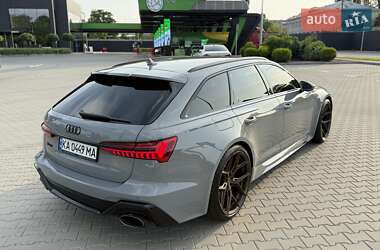 Универсал Audi RS6 2022 в 