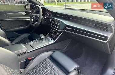 Универсал Audi RS6 2021 в 