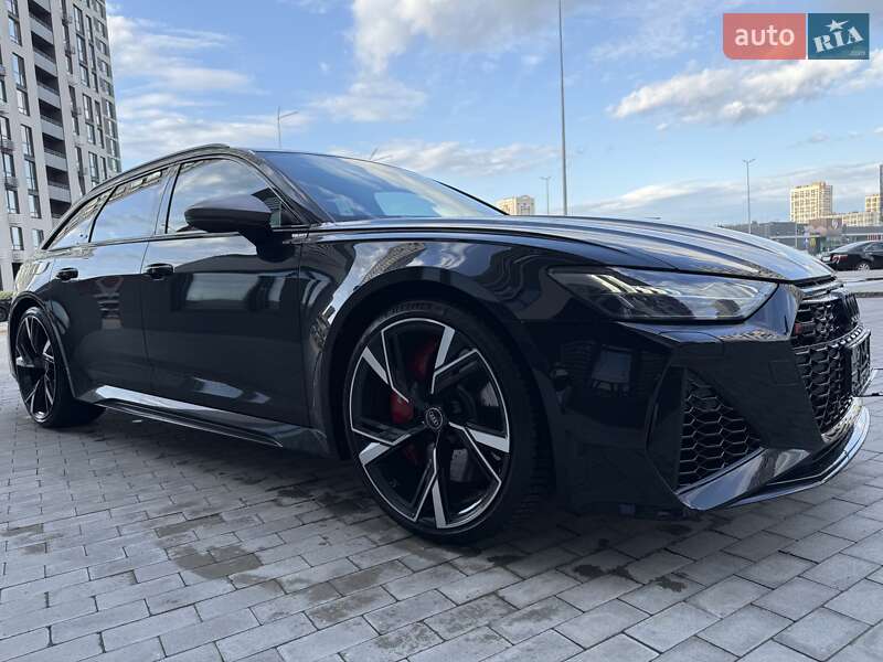 Универсал Audi RS6 2024 в 