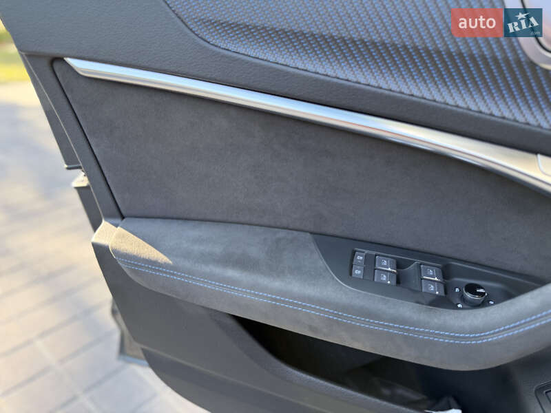 Універсал Audi RS6 2023 в Львові