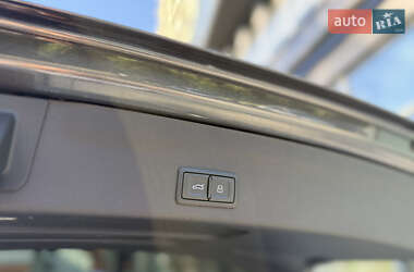 Универсал Audi RS6 2023 в 