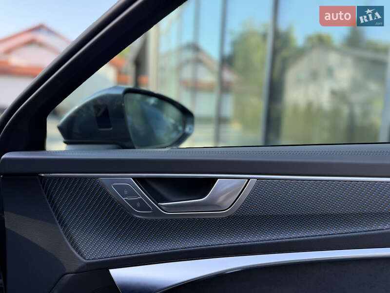 Універсал Audi RS6 2023 в Львові