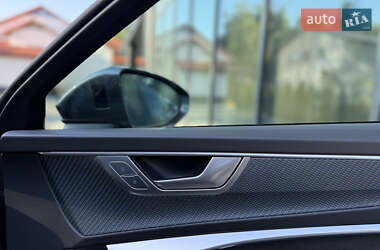 Универсал Audi RS6 2023 в 