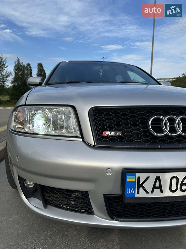 Універсал Audi RS6 2002 в Києві