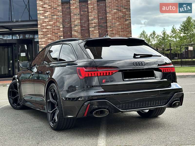Универсал Audi RS6 2025 в Киеве