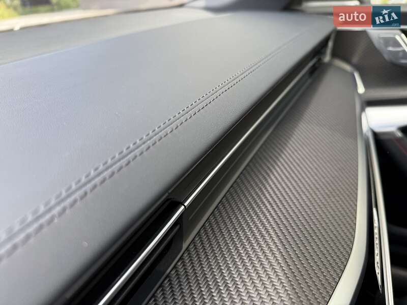 Универсал Audi RS6 2024 в Киеве