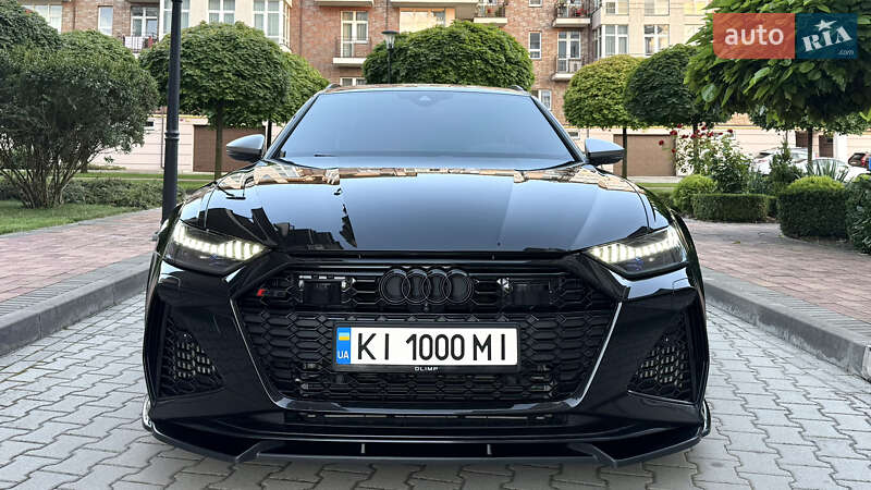 Универсал Audi RS6 2021 в 