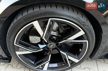 Универсал Audi RS6 2021 в 
