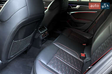 Универсал Audi RS6 2021 в 