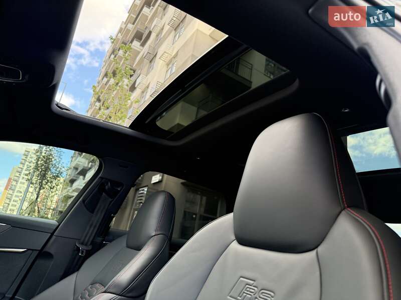 Универсал Audi RS6 2024 в Киеве