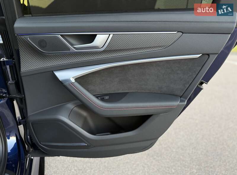 Универсал Audi RS6 2021 в Киеве