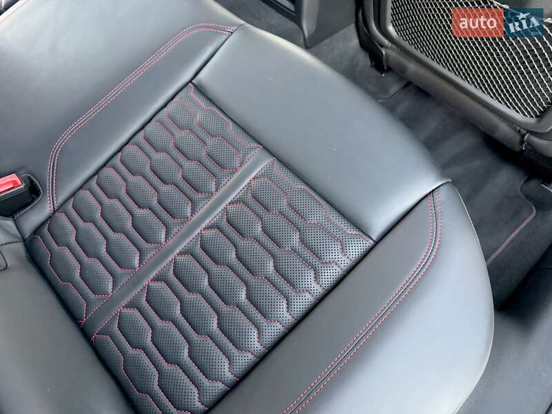 Универсал Audi RS6 2021 в Киеве