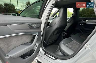 Універсал Audi RS6 2021 в 